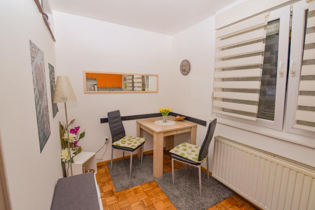 Studio Apartment Maestral ซาเกร็บ ภายนอก รูปภาพ